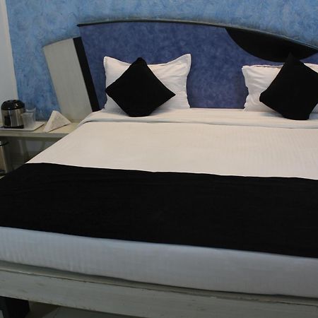 Cool Palace Hotels Nászik Kültér fotó