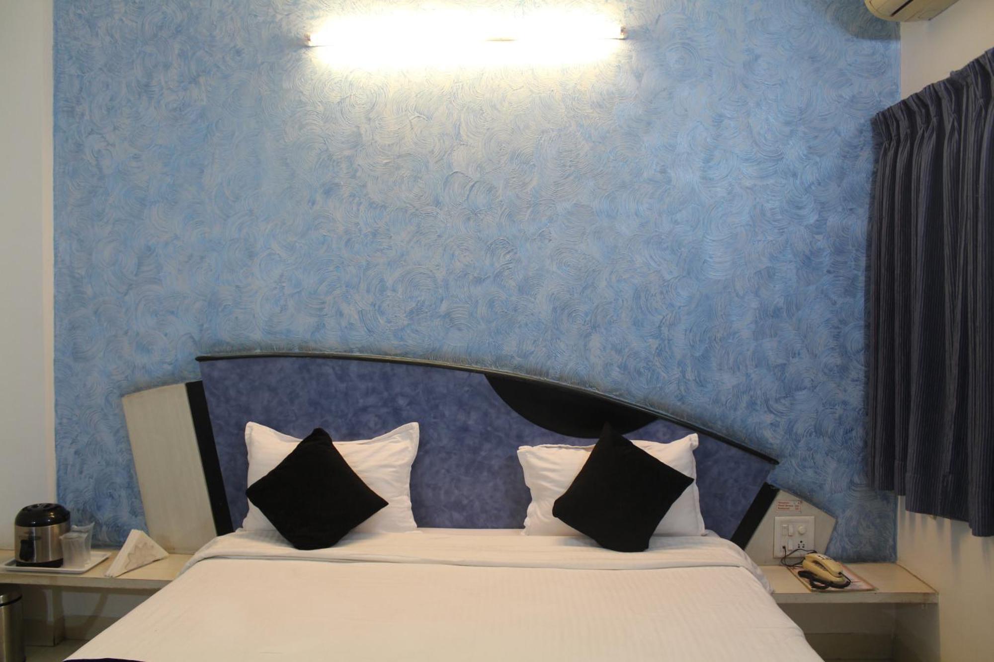 Cool Palace Hotels Nászik Kültér fotó